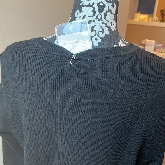 Cabi Crosstie Pullover (style 4288) - Picture 10 of 15